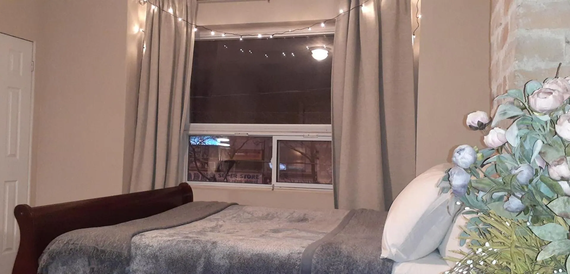 Downtown Retreat-Spacious Rooms With Shared Kitchen & Bath Toronto 0*,  Kanada