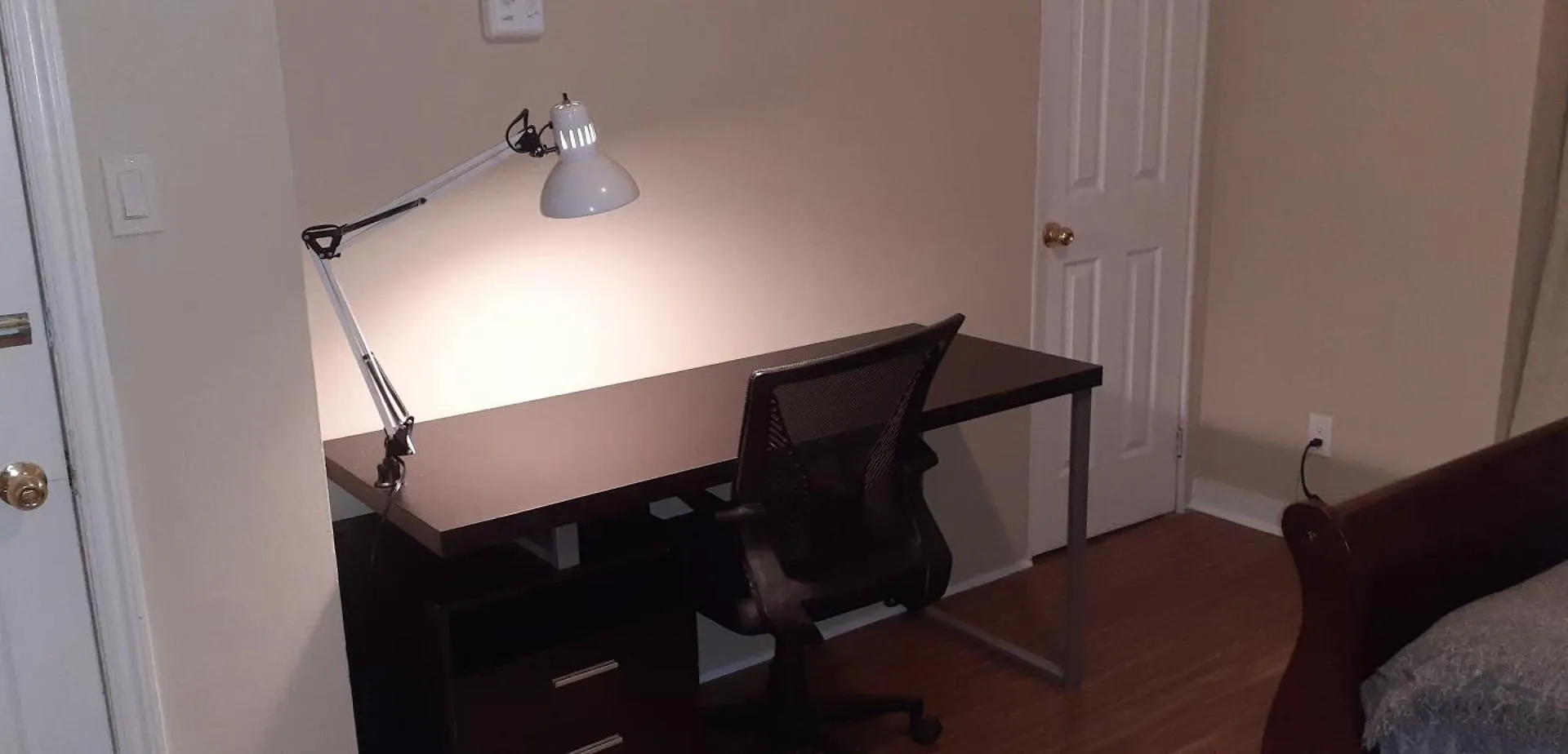 Apartmán Downtown Retreat-Spacious Rooms With Shared Kitchen & Bath Toronto Kanada